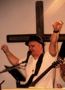 Jerry Puckett Worshipping through Mark V